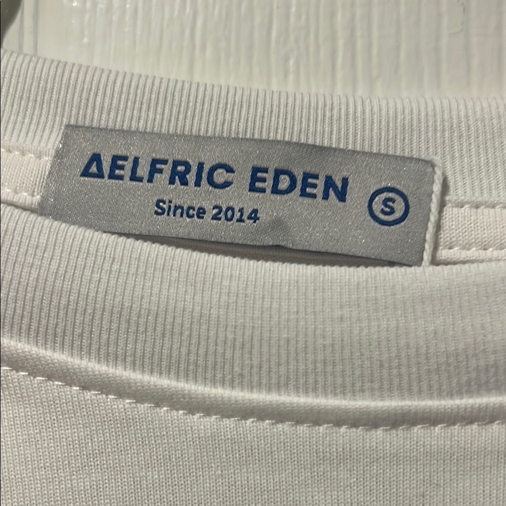 Aelfric Eden White T-Shirt size S - Picture 2 of 10